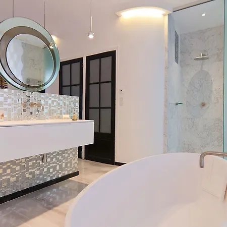 Bed & Breakfast Studios Bed & Breakfast - Le Jardin De Montmartre Paris