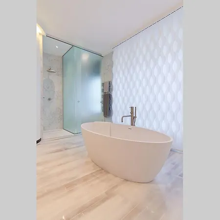 Studios Bed & Breakfast - Le Jardin De Montmartre Bed & Breakfast 3*