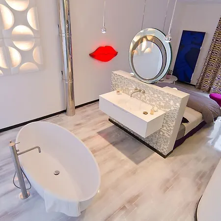Studios Bed & Breakfast - Le Jardin De Montmartre Paris