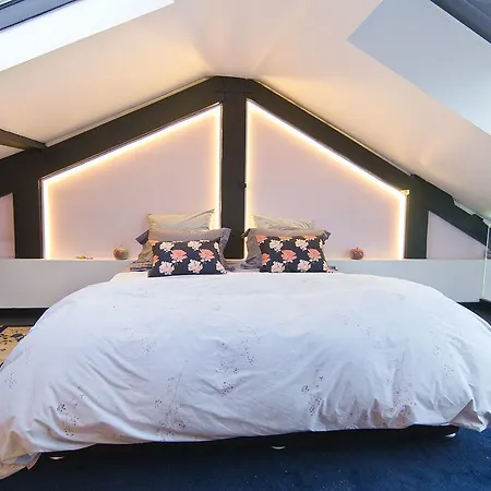 Bed & Breakfast Studios Bed & Breakfast - Le Jardin De Montmartre Paris