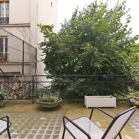 Studios Bed & Breakfast - Le Jardin De Montmartre Bed & Breakfast